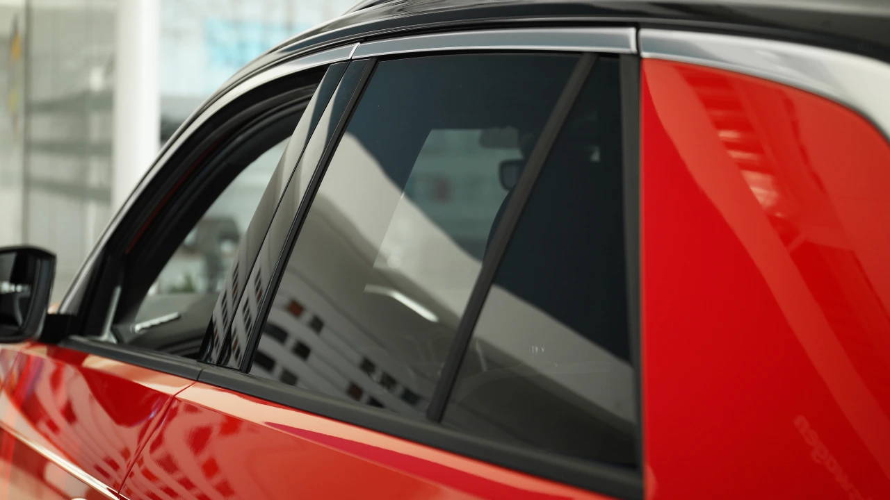 F&L Detailing & Covering – expert en pose de vitres teintées à Angres, Arras, Lens, Douai, Lille F&L Detailing & Covering - expert en pose de vitres teintées à Angres, Arras, Lens, Douai, Lille