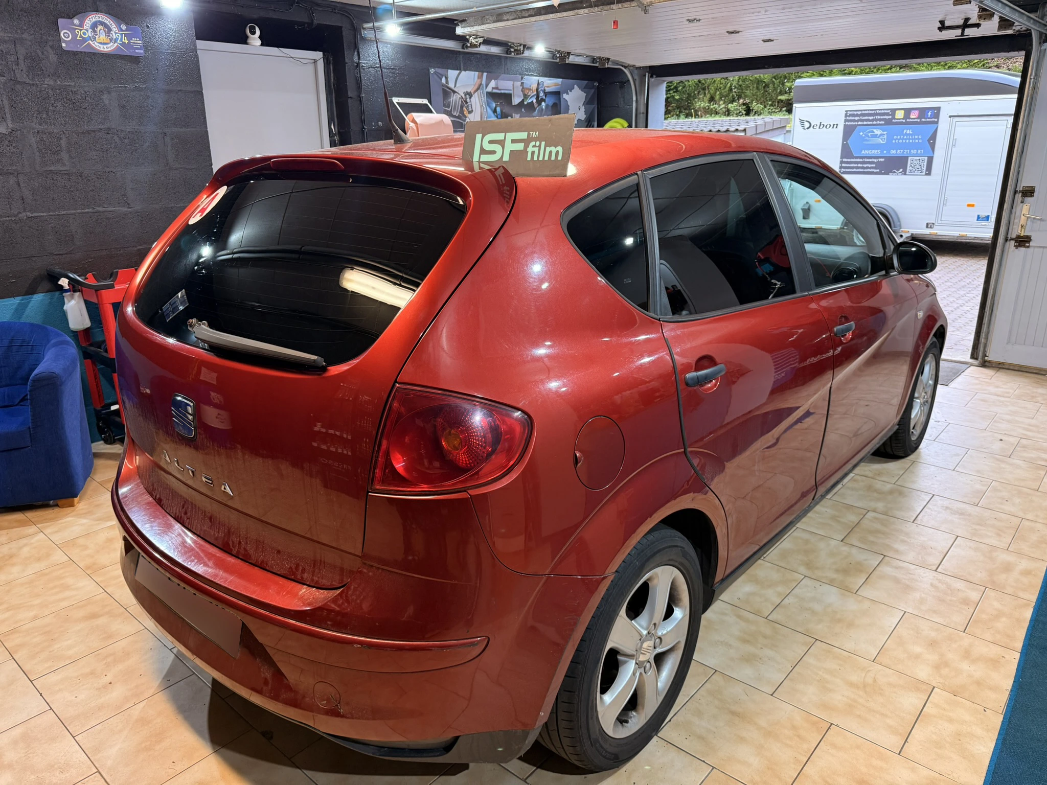 Pose de vitres teintées sur Seat Altea à Angres, Arras, Lens, Douai, Lille – F&L Detailing & Covering – 1 Pose de vitres teintées sur Seat Altea à Angres, Arras, Lens, Douai, Lille - F&L Detailing & Covering - 1